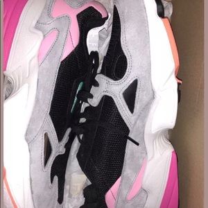 Women falcon adidas size 8